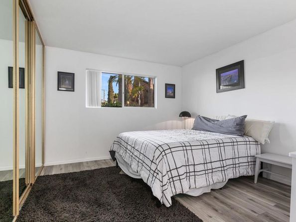 2475 Jefferson 103, Carlsbad CA 92008