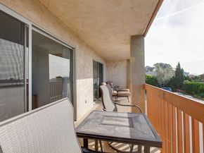 2475 Jefferson 103, Carlsbad CA 92008