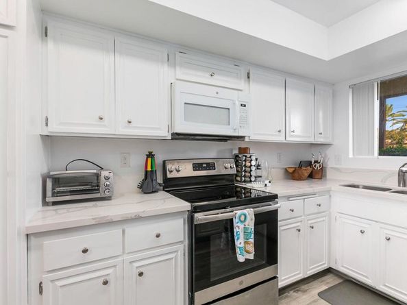 2475 Jefferson 103, Carlsbad CA 92008