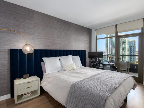 700 W E Street 1904, San Diego CA 92101