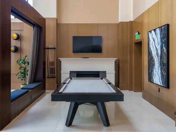 700 W E Street 1904, San Diego CA 92101