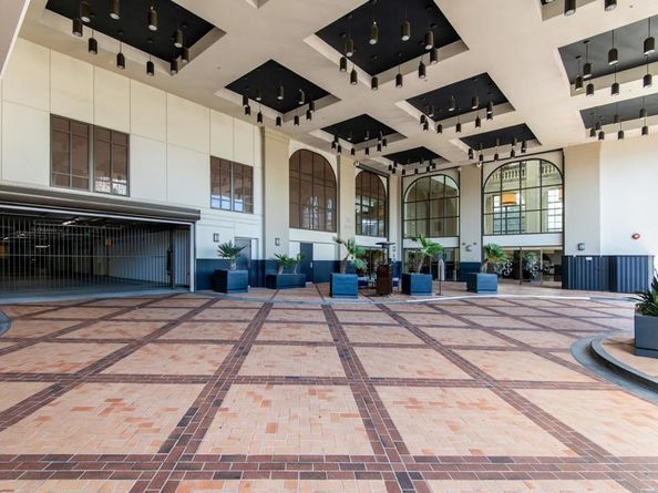 700 W E Street 1904, San Diego CA 92101