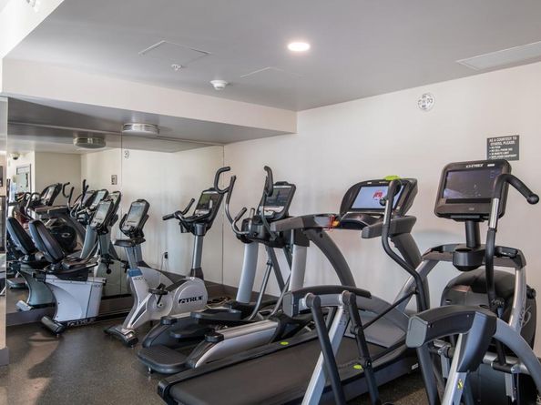 700 W E Street 1904, San Diego CA 92101