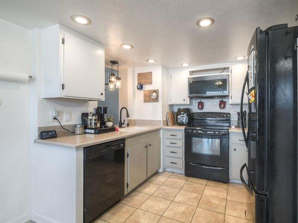 726 Silver Drive, Vista CA 92083
