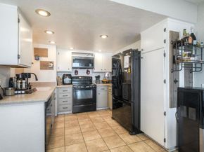 726 Silver Drive, Vista CA 92083