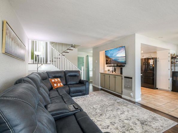 726 Silver Drive, Vista CA 92083