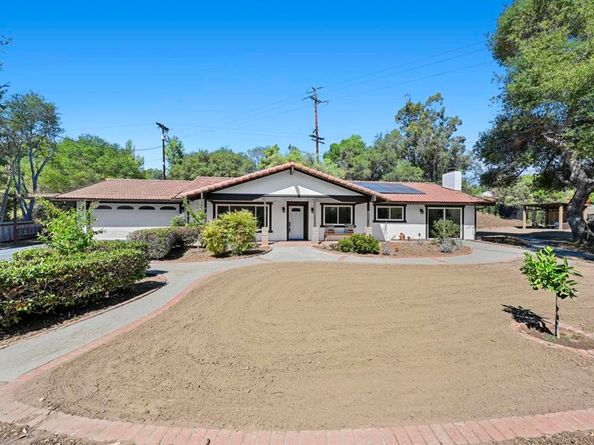 752 Quiet Place, Escondido CA 92029