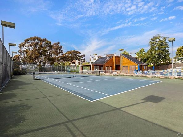 2284 Caminito Pajarito 147, San Diego CA 92107