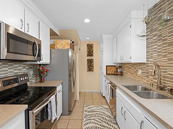 2284 Caminito Pajarito 147, San Diego CA 92107