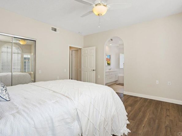 3325 Genoa Way 110, Oceanside CA 92056