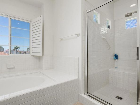 3325 Genoa Way 110, Oceanside CA 92056