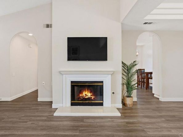 3325 Genoa Way 110, Oceanside CA 92056