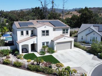1564 Manzanita Hollows Lane