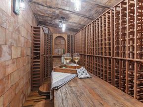 6817 Vianda Ct Court, Carlsbad CA 92009