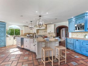 6817 Vianda Ct Court, Carlsbad CA 92009