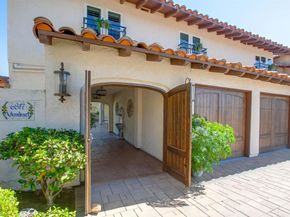 6817 Vianda Ct Court, Carlsbad CA 92009