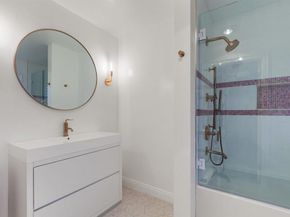 6817 Vianda Ct Court, Carlsbad CA 92009