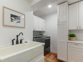 6817 Vianda Ct Court, Carlsbad CA 92009