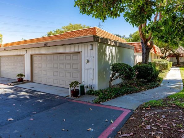 2801 Via Topacio, Carlsbad CA 92010