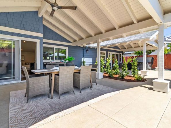5183 El Arbol Drive, Carlsbad CA 92008