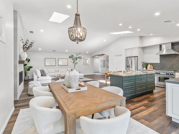 5183 El Arbol Drive, Carlsbad CA 92008