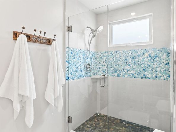 5183 El Arbol Drive, Carlsbad CA 92008