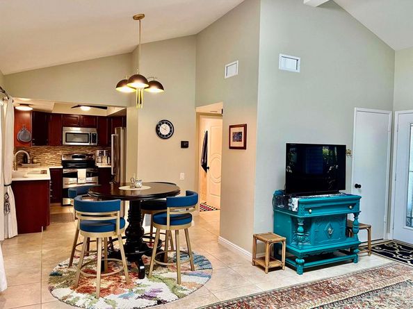 3760 Vista Campana S 15, Oceanside CA 92057