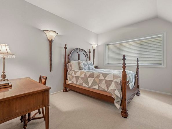 2542 Manchester Avenue, Cardiff By The Sea CA 92007