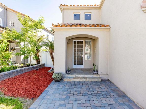 3678 Via Bernardo, Oceanside CA 92056