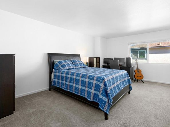 3414 Los Mochis Way, Oceanside CA 92056