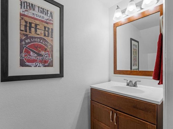 3414 Los Mochis Way, Oceanside CA 92056