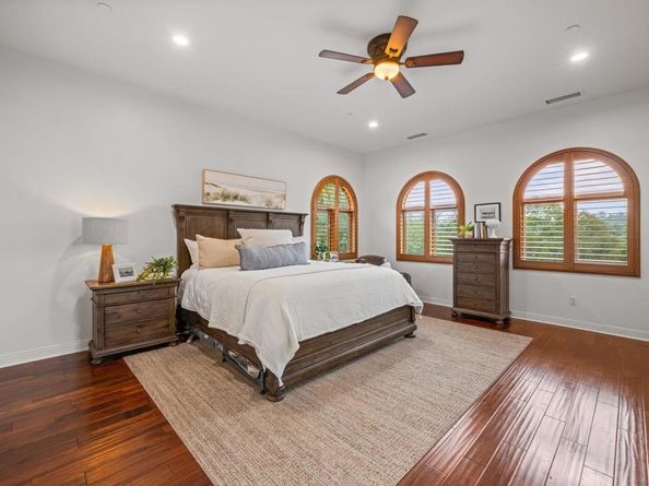 4149 Manchester Avenue, Encinitas CA 92024