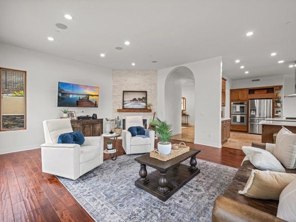 4149 Manchester Avenue, Encinitas CA 92024