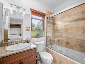 4149 Manchester Avenue, Encinitas CA 92024