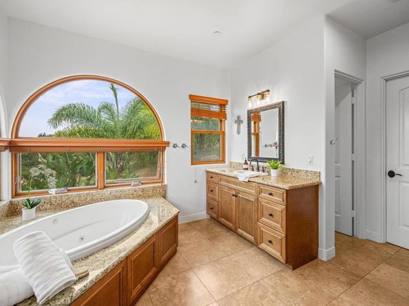 4149 Manchester Avenue, Encinitas CA 92024