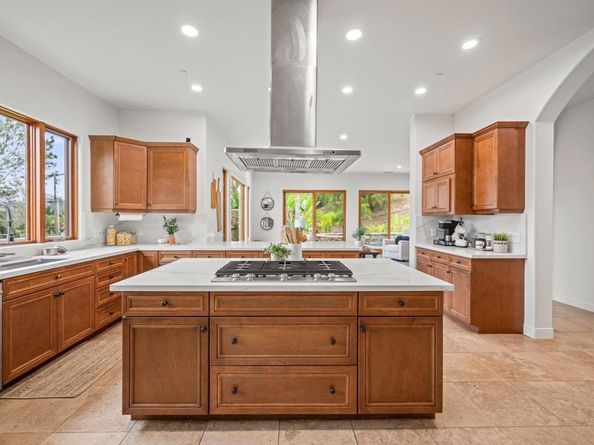 4149 Manchester Avenue, Encinitas CA 92024