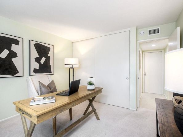 2609 Sombrosa Street, Carlsbad CA 92009