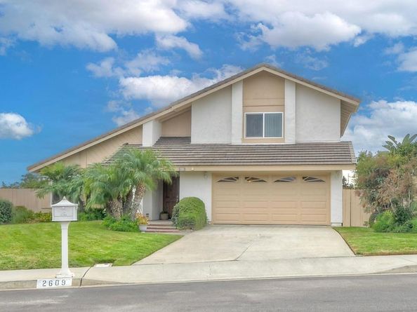 2609 Sombrosa Street, Carlsbad CA 92009