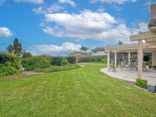 2609 Sombrosa Street, Carlsbad CA 92009