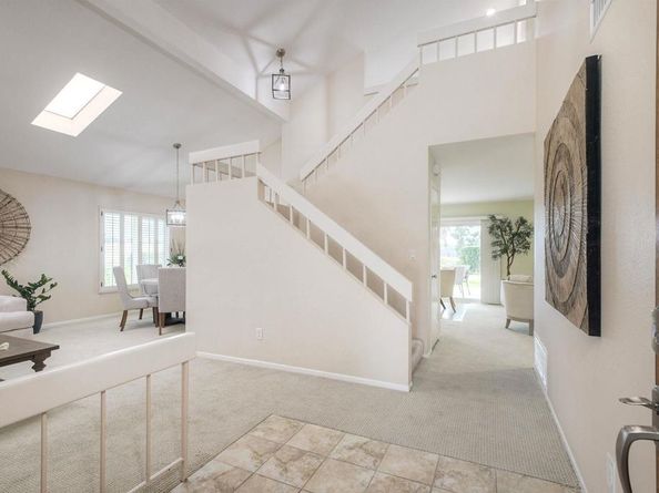 2609 Sombrosa Street, Carlsbad CA 92009