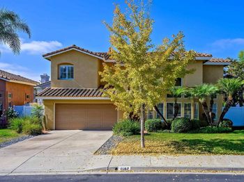 1137 Avenida Sobrina