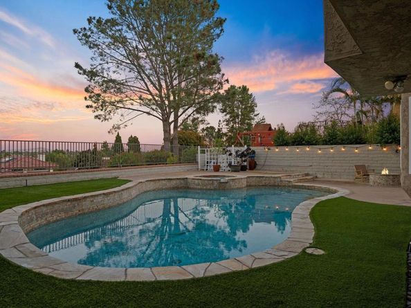 213 Via Palacio, Encinitas CA 92024