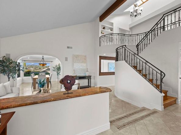 213 Via Palacio, Encinitas CA 92024