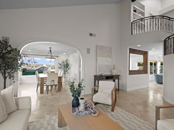 213 Via Palacio, Encinitas CA 92024