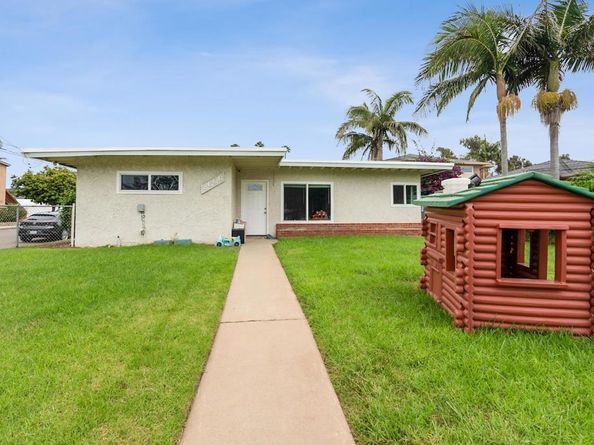 2606 Jefferson Street, Carlsbad CA 92008