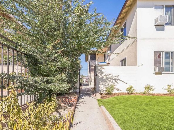 11147 Sherman Way, Sun Valley CA 91352