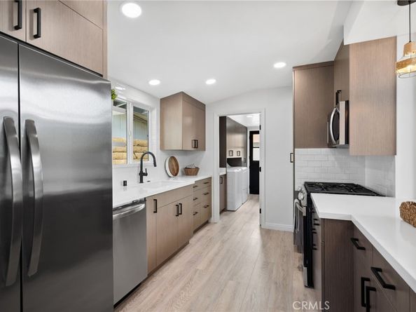 432 Seville Avenue, Newport Beach CA 92661