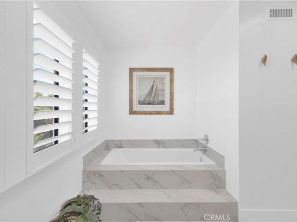 2300 Margaret Drive, Newport Beach CA 92663