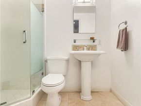 235 62nd Street, Newport Beach CA 92663