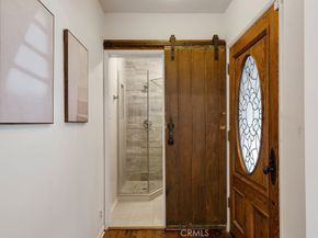 406 University Avenue, Burbank CA 91504